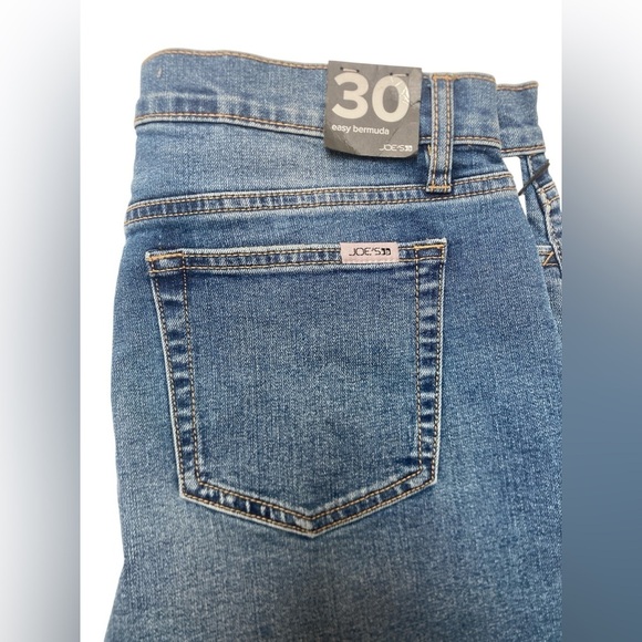 Joe’s Jeans NWT Easy Bermuda Jean Shorts Women’s Size 30 Blue - Picture 4 of 10